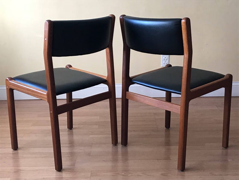 Set of two armchairs, J.L. Møller Dining chairs, Mid Century Danish Modern teak dining chairs image 8