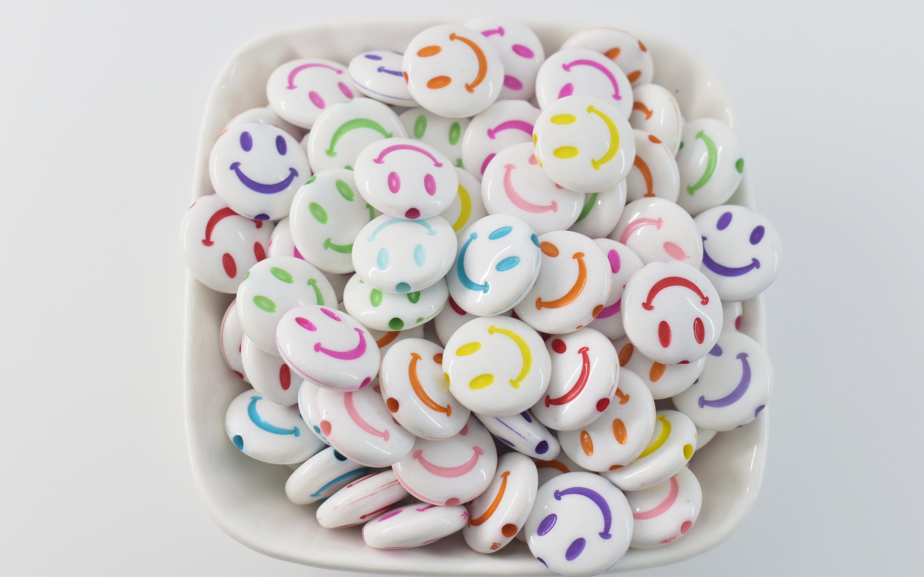 30 14mm Orange and White Smiling Star Plastic Shank Buttons – Smileyboy  Beads