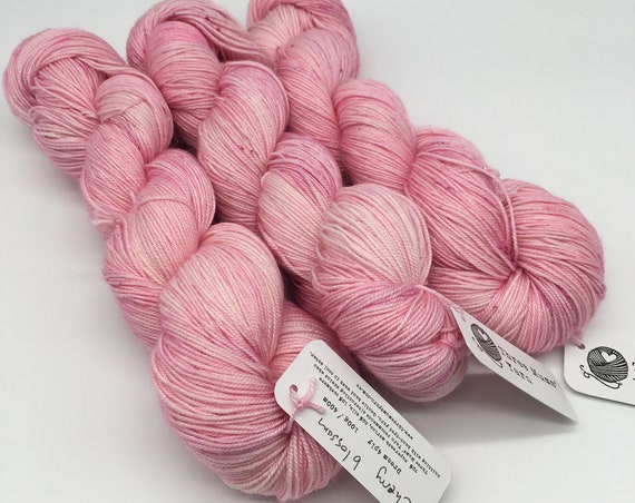 Cherry blossom - hand-dyed, pink speckled merino cashmere silk yarn - 100g (400m)