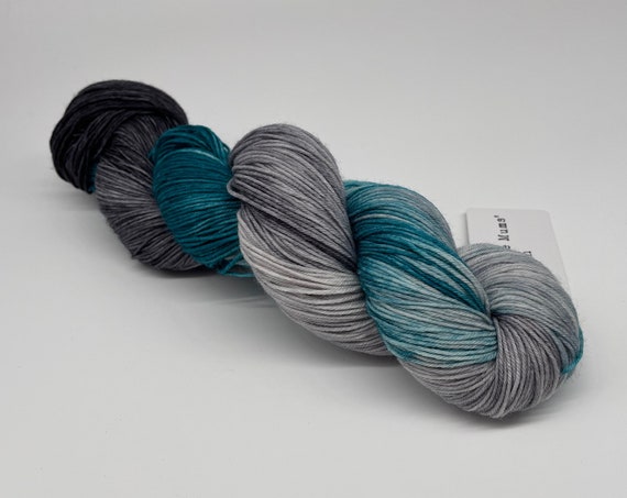 Cloudy with a chance of sea monsters - teal grey variegated hand-dyed super sock yarn - 100g (425m)