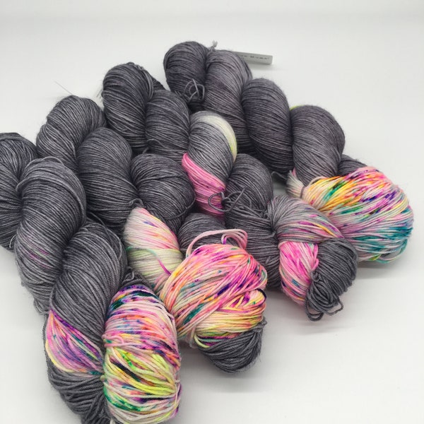 Confetti pop - hand-dyed super sock yarn - 100g