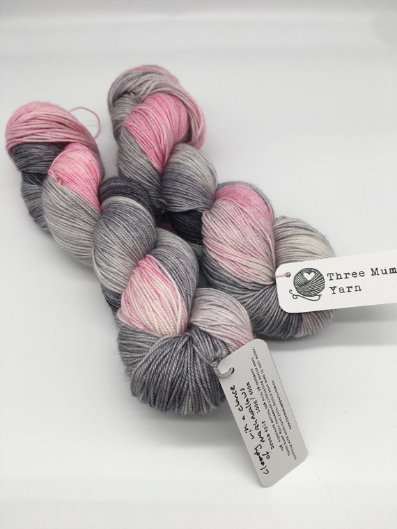 Cloudy with a chance of marshmallows - hand-dyed, variegated merino cashmere silk yarn - 100g (400m)