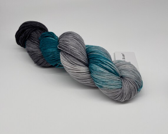 Cloudy with a chance of sea monsters - teal grey variegated hand-dyed super sock yarn - 100g (425m)