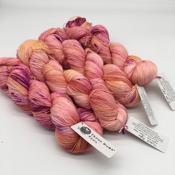 Tickle fight - hand-dyed speckled super sock yarn - 100g (425m)