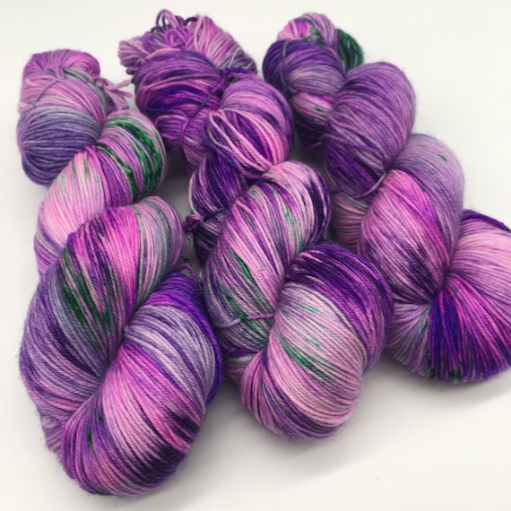 Magic happens - hand-dyed variegated 4ply sock yarn - 100g