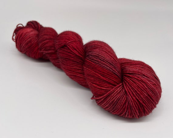After party - hand-dyed semi-solid deep red merino cashmere silk yarn - 100g (400m)