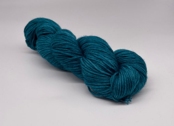 Peacock - teal hand-dyed semi-solid superwash DK (8 ply) merino yarn - 100g (225m)