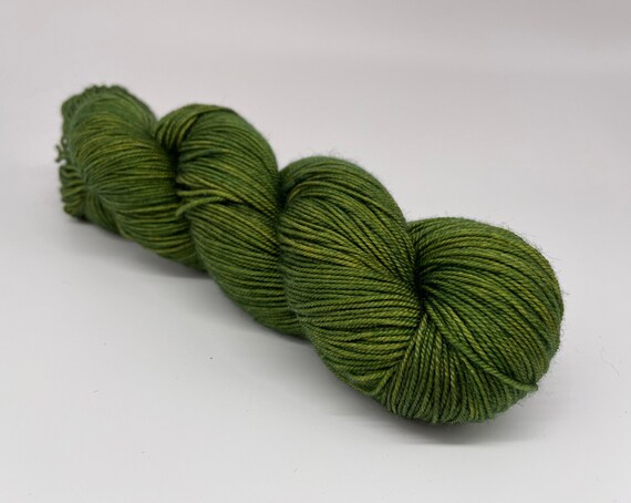 Moss - hand-dyed semi-solid green merino cashmere silk yarn - 100g (400m)