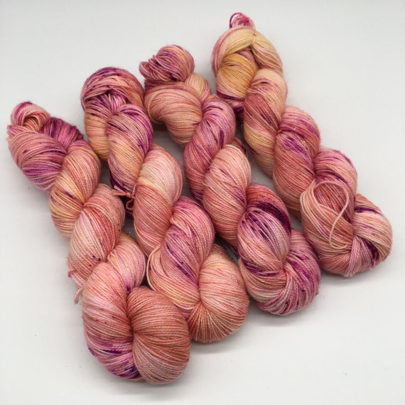 Tickle fight - hand-dyed, speckled sparkle sock yarn - 100g (400m)