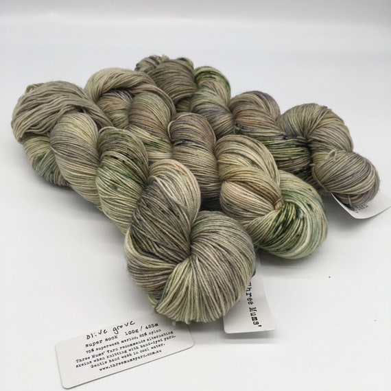 Olive grove - hand-dyed super sock yarn - 100g (425m)