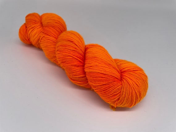 Traffic cone - hand-dyed fluorescent orange super sock yarn - 100g (425m)