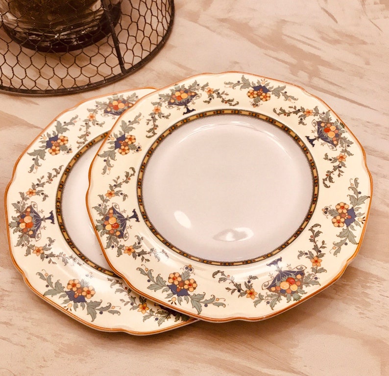 Pair of Crown Ducal Dinner Plates England Fruit Bowl Urn 72944 A1476