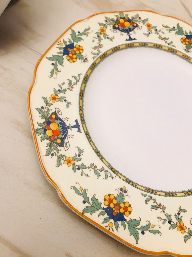 Pair of Crown Ducal Dinner Plates England Fruit Bowl Urn 72944 A1476