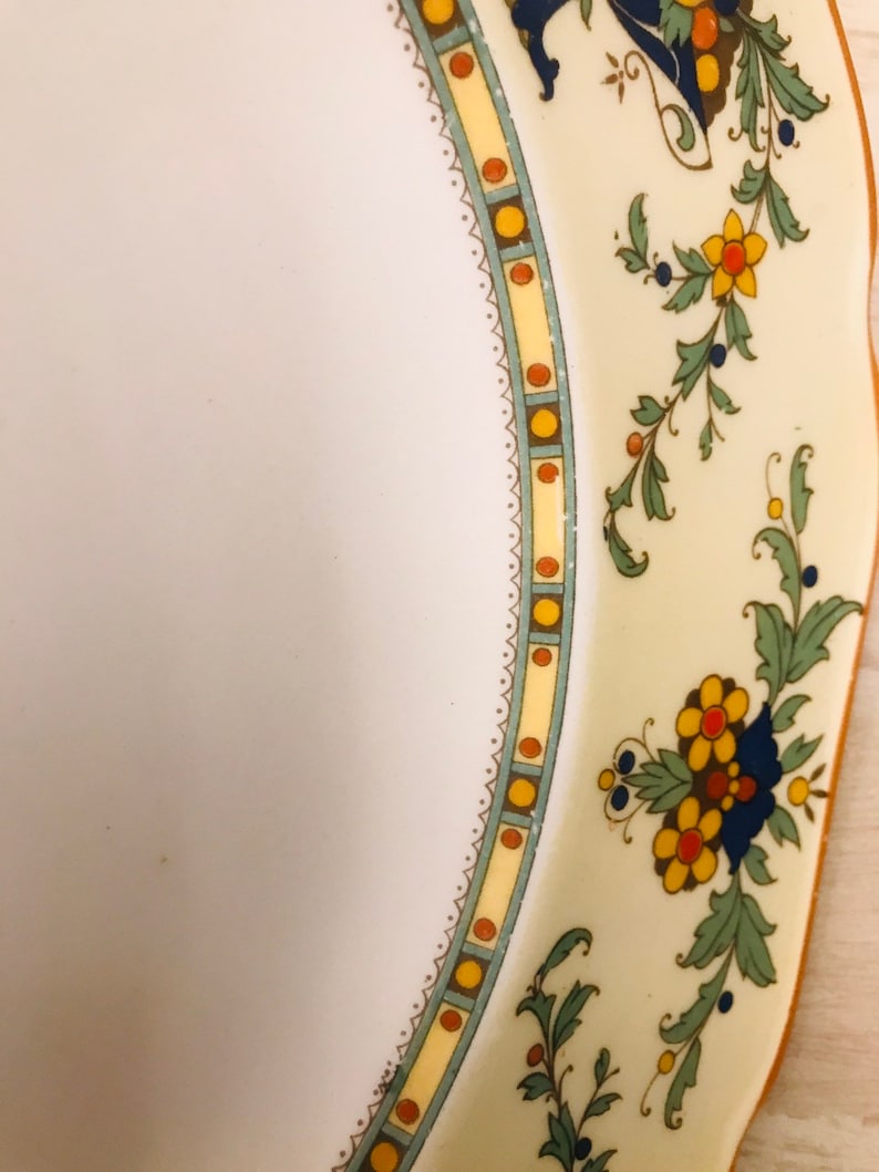Pair of Crown Ducal Dinner Plates England Fruit Bowl Urn 72944 A1476