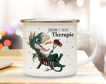 Emaille Becher Camping Tasse kleiner Drache im Liegestuhl & Spruch Grillen ist meine Therapie Kaffeetasse Geschenk eb421