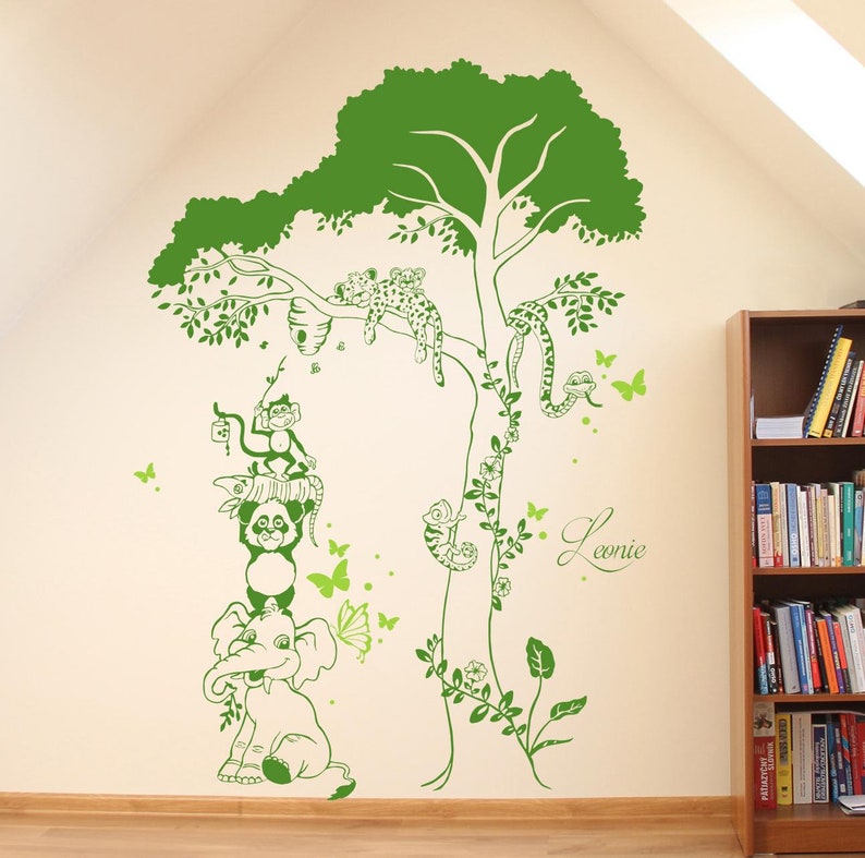 Wall sticker animals jungle tree with name M1601 image 2