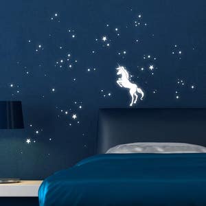 Sticker mural licorne étoiles lumineuses fluorescentes M1293