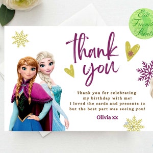 Puede incluir: Tarjeta de agradecimiento con los personajes Anna y Elsa de la película Frozen. La tarjeta tiene un diseño de copo de nieve morado y dorado y el texto "¡Gracias por celebrar mi cumpleaños conmigo! Me encantaron las tarjetas y los regalos, pero lo mejor fue verte! Olivia xx".