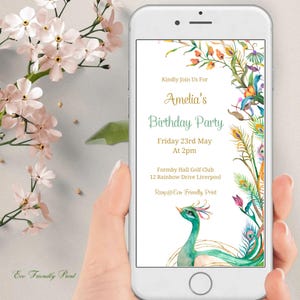 Invitación electrónica de cumpleaños de pavo real: Fiesta en smartphones de Evite (descarga instantánea)