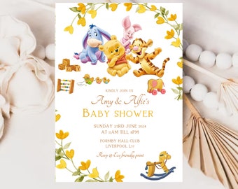 Puede incluir: Una tarjeta de invitación para baby shower con ilustraciones en acuarela de Winnie the Pooh, Piglet, Eeyore y Tigger rodeados de flores amarillas. El texto dice: Kindly join us, Amy & Alfie's Baby Shower, Sunday 23rd June 2024, at 11am till 8pm, Formby Hall Club, Liverpool L37, Rsvp @ Eco friendly print.