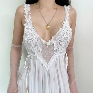 Sz L Beautiful Vintage White Chiffon Embroidery Beaded Sequin Sheer Slip Dress, Wedding Bridal Nightgown, Sheer Honeymoon Lingerie zdjęcie 2