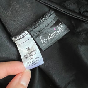 Robe Noire Mini Frederick's Of Hollywood Avec Broderie Fleurs Blanches - Taille 5, Neuve Avec étiquettes, 100% Polyester