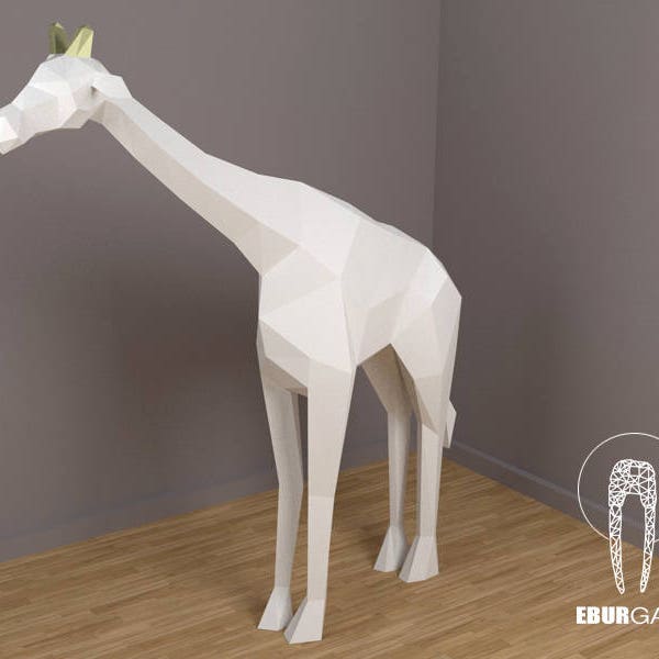 Girafe XXL Papercraft, 3D Papercraft - Construisez votre propre sculpture en papier Low Poly à partir du téléchargement PDF (cadeau bricolage, décoration murale pour la maison et le bureau)