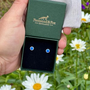 Pendientes de cristal azul zafiro: plata de ley, piedra de nacimiento de septiembre