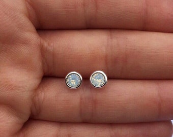 Pendientes de plata de ley con efecto ópalo - Piedra natal de octubre