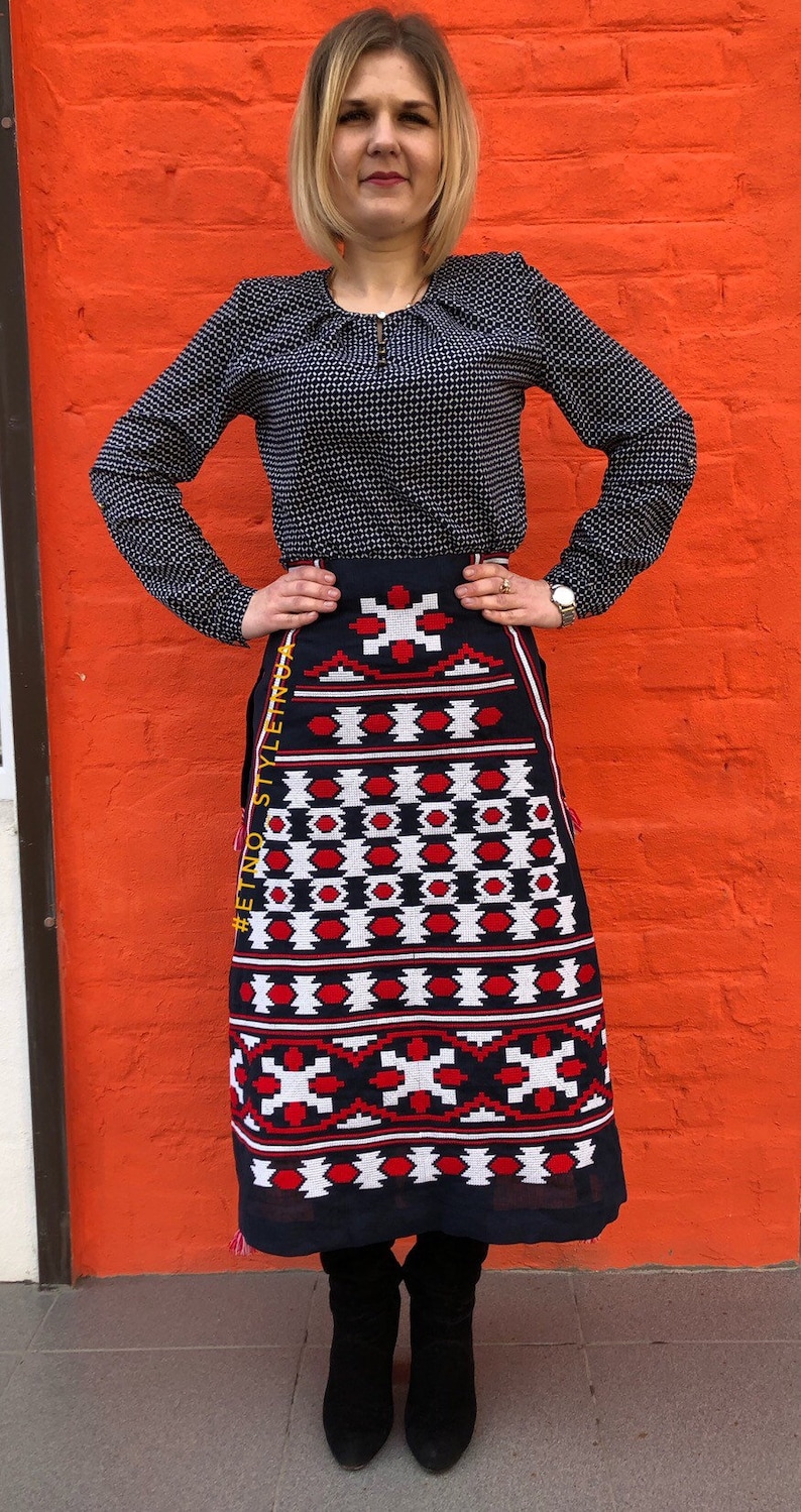 Vyshyvanka Boho skir Vyshyvanka Ukrainian skirt Mexican style Free ship!Midi Linen bohemian embroidered skirt with gometric pattern