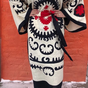 Ukrainian Ivory embroidered dress Applique kaftan Vyshyvanka Ukrainian embroidery Mexican dress ethnic dress