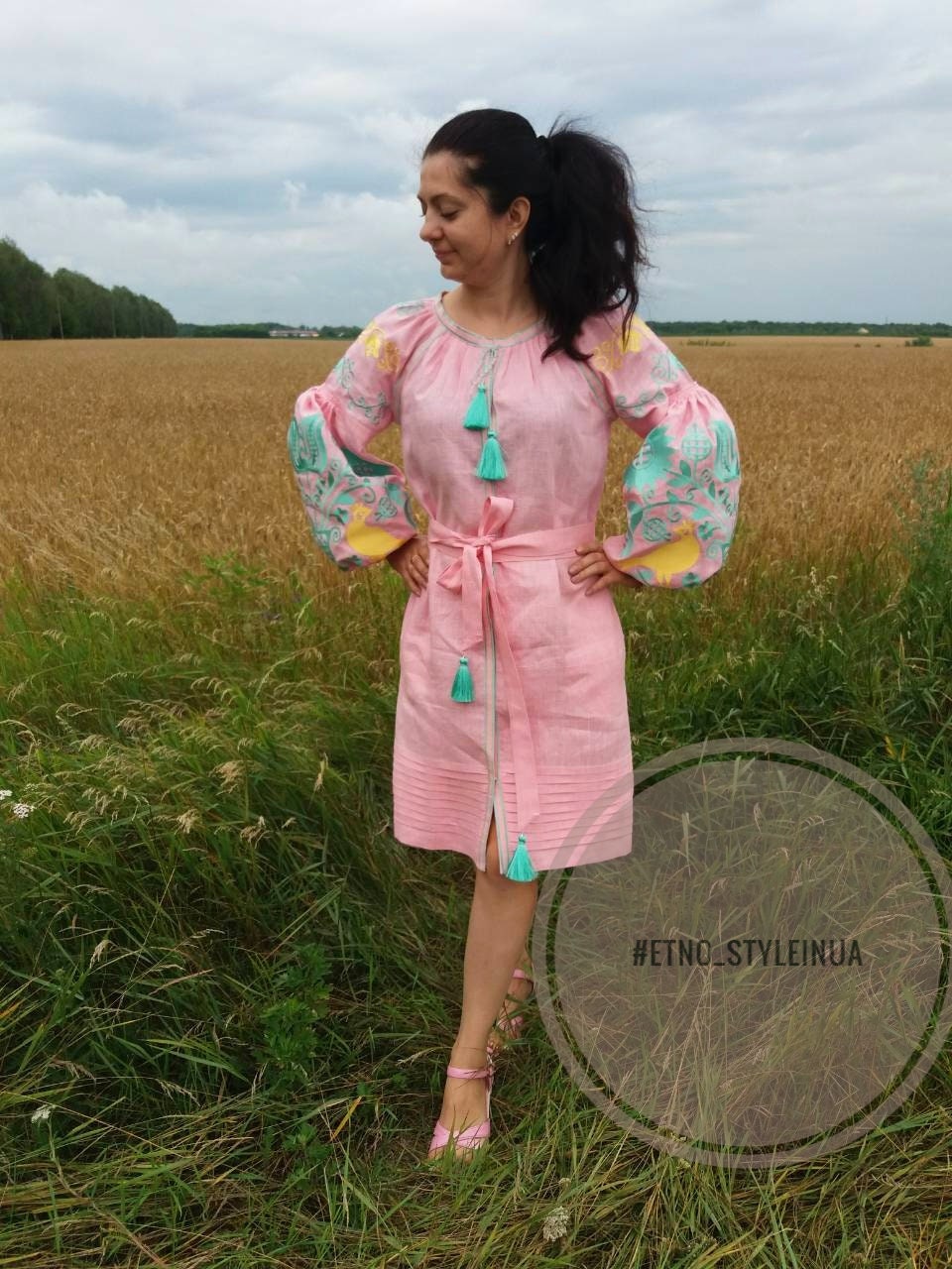 New Pink Linen Embroidered Dress "Limited Edition Ukrainian Vyshyvanka Mexican Kaftan Abaya, Caftan Boho Style, Dress