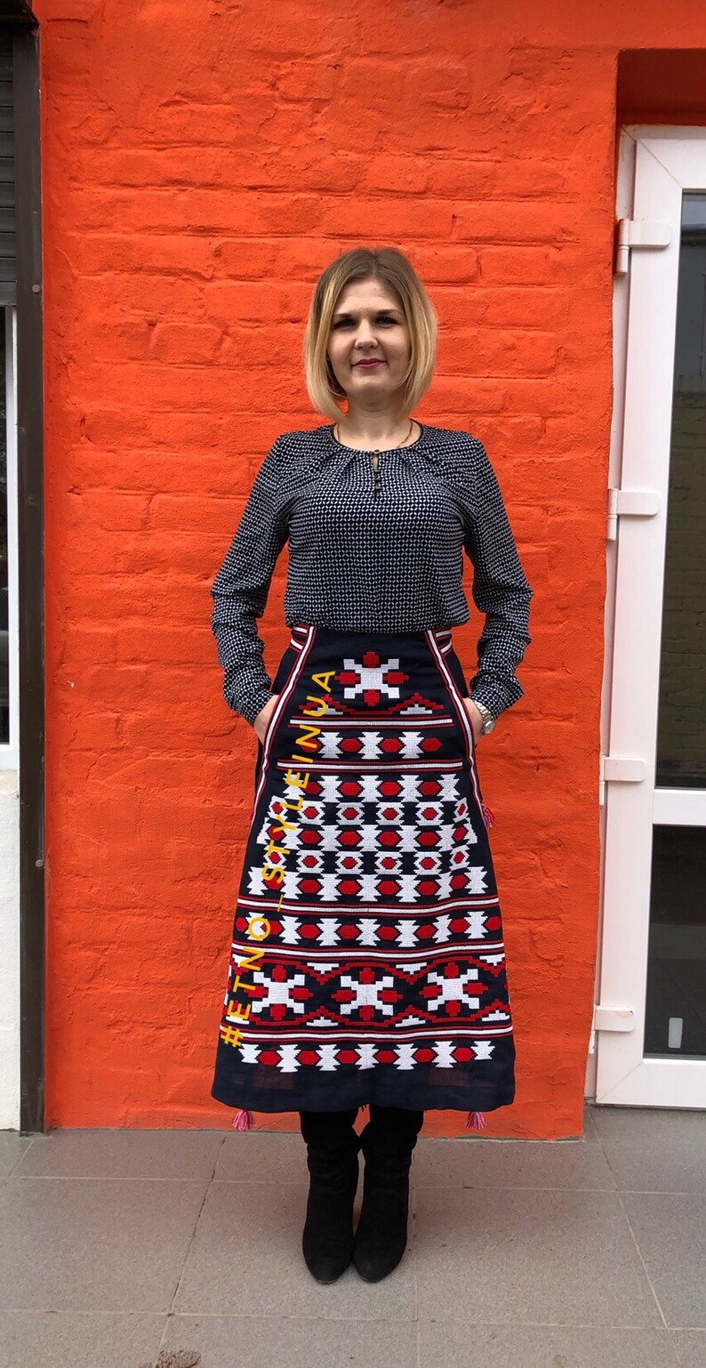 Vyshyvanka Boho skir Vyshyvanka Ukrainian skirt Mexican style Free ship!Midi Linen bohemian embroidered skirt with gometric pattern