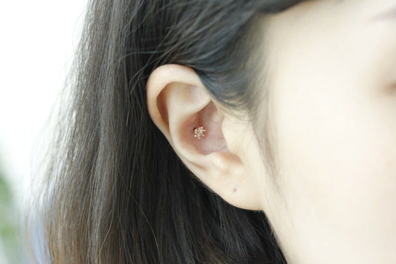 6 prongs cubic zirconia 14K solid gold lobe inner conch outter conch helix piercing