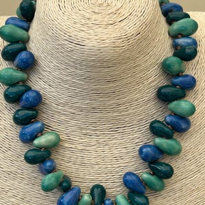 Vintage Green & Blue peardrop shaped custer bead statement necklace 1950s or 1970s Ceramic beads