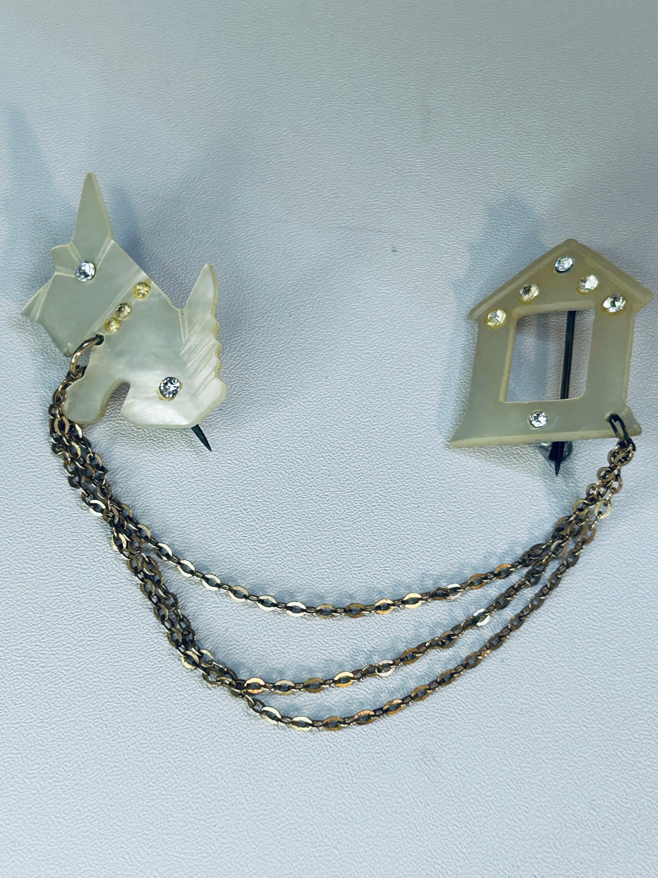 Vintage Mother of Pearl Dog & Kennel Cape Clip: 1940s Cardigan/Cape Chain