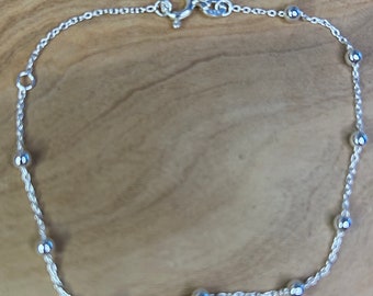 925 sterling silver dainty satellite bead and fine chain bracelet, stamped 925 NEW