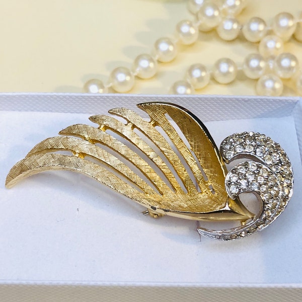 Vintage gold tone and crystal LEDO (Polcini) 1960's designer brooch, Angel wing brooch