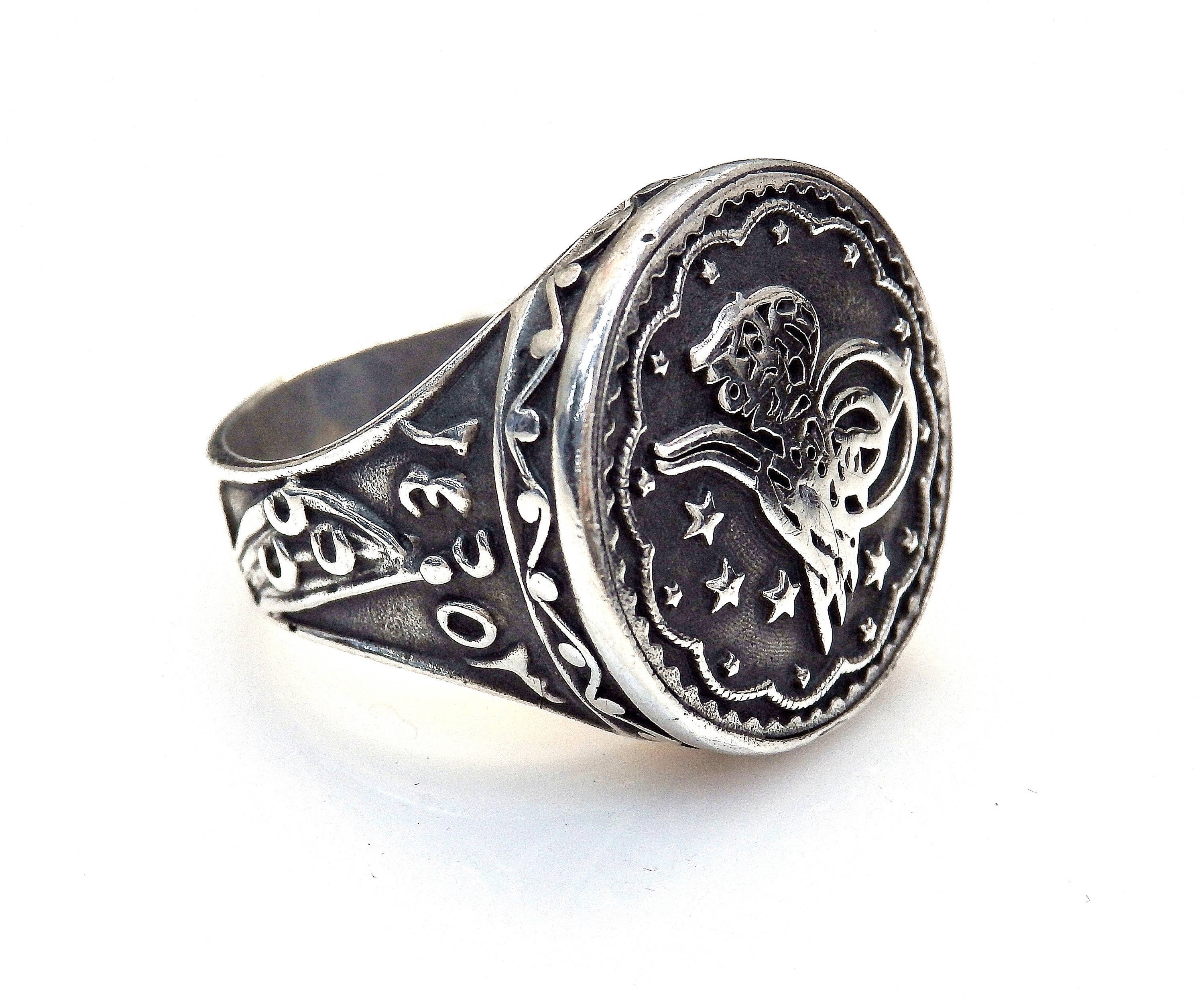 Sterling Silver Round Shape Capricorn Ring #253658317637