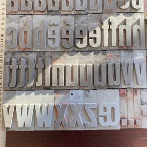 Französische Druckbuchstaben Industrial 7cm hoch