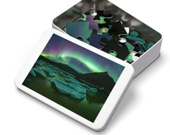 Northern lights over Svinafellsjokull Jigsaw Puzzle | Aurora Borealis in Iceland puzzle