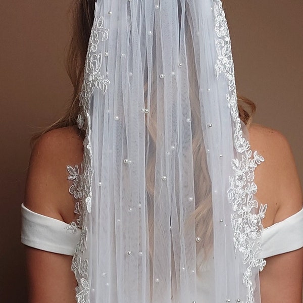 Lace Veil Bridal Cathedral Veil with comb Lace Veil Ivory Elbow Veil for Bride Veil with lace Cathedral Veil Lace Fingertip Veil