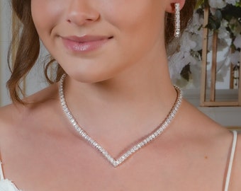 Crystal Necklace set V Shape Necklace Wedding Jewelry Bridal Necklace Wedding Necklace for Bride Wedding Jewelry Set Crystal Drop Earrings