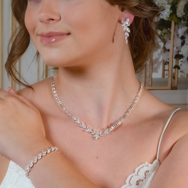Crystal Necklace set Silver Wedding Jewelry for Bride Silver Bridal Jewelry Crystal Bridal Necklace Set Bridal Jewelry Set