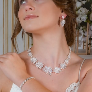 Bridal Necklace set Crystal Necklace and earrings set Diamond Bridal Jewelry Set Silver Bridal Earrings Crystal Wedding Necklace Set
