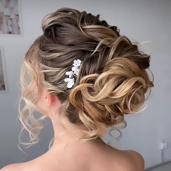 Floral Hair piece White Flower Bridal Hair piece Wedding Hair Accessory Bridal Hair pin  Bridal Hair Accessory Bridesmaids Hair