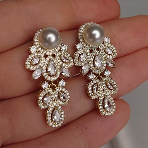 Pearl earrings Drop Pearl Bridal earrings Pearl Wedding earrings Pearl Chandelier earrings Long Bridal Earrings