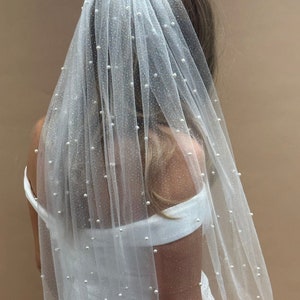 Glitter Wedding Veil with Pearls Sparkling Veil with comb Glitter Veil Cathedral Veil Elbow Veil Fingertip Pearl Veil with sparkles