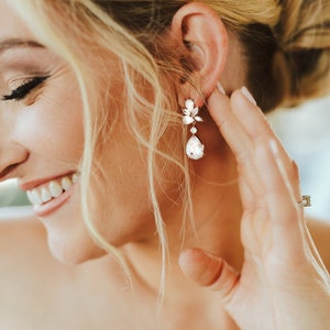 Clip on Crystal Earrings Clip on Bridal Earrings Drop Wedding Earrings Bridal Jewelry Bridesmaids Earrings  Crystal Drop Earrings