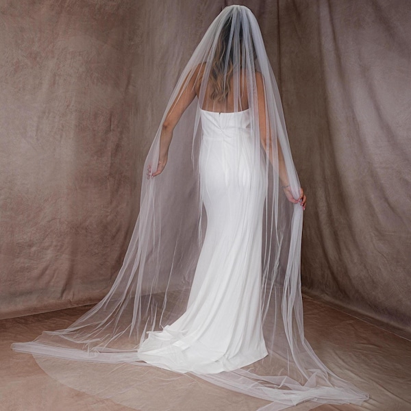Eenvoudige sluier Zachte Franse tule sluier met kam Eenlaagse sluier Effen sluier Onbewerkte sluier Kathedraalsluier met snijrand Zachte kapelsluier Effen